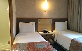 Holiday Inn Express Hyderabad Banjara Hills, An Ihg Hotel