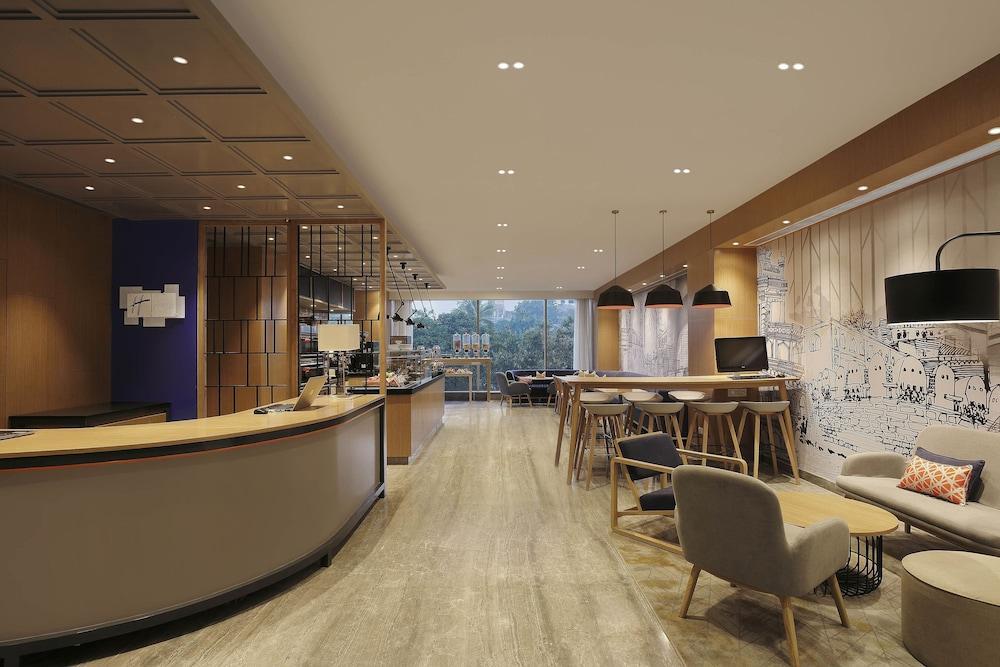 Holiday Inn Express Hyderabad Banjara Hills By Ihg Exterior photo