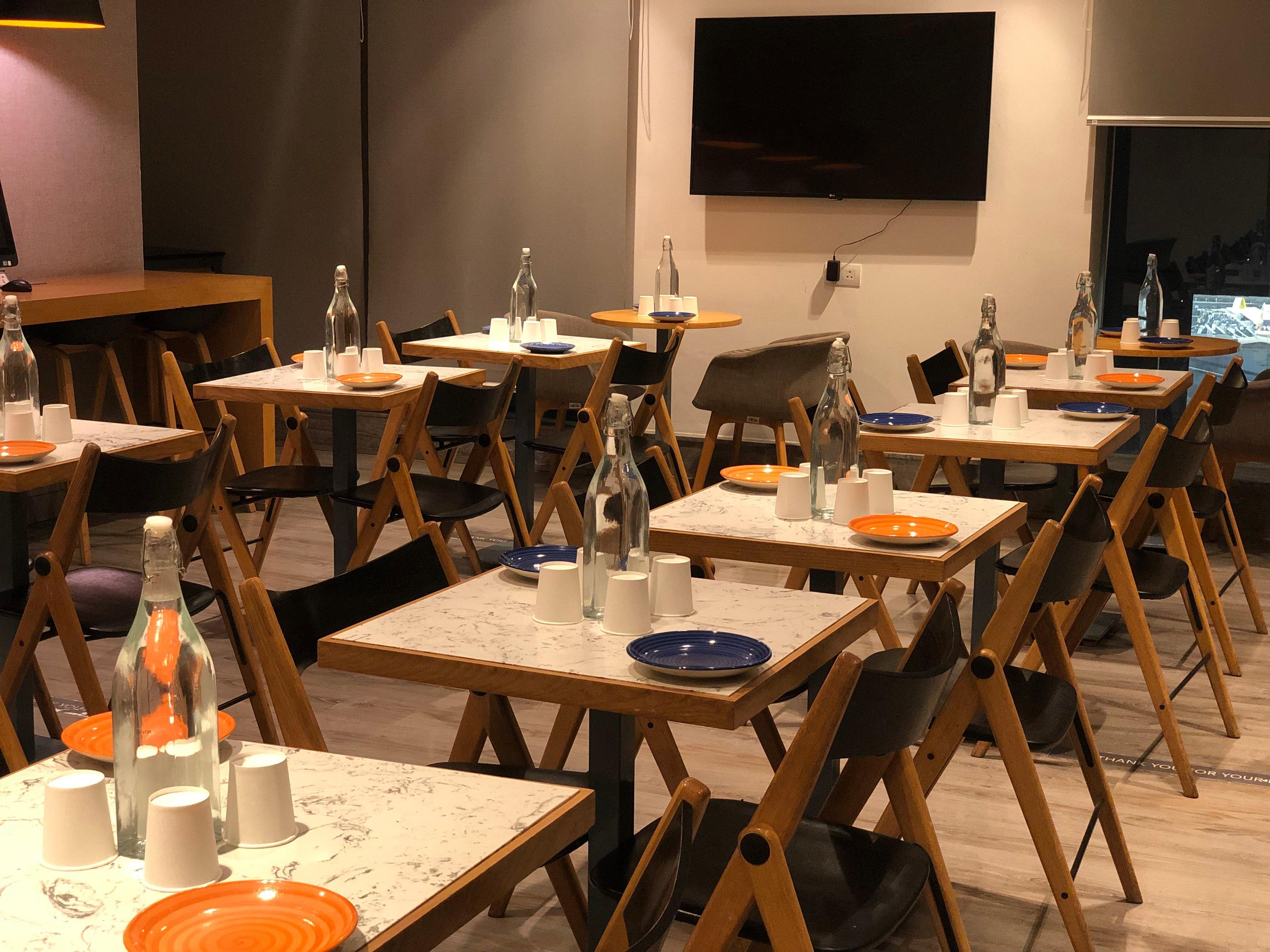 Holiday Inn Express Hyderabad Banjara Hills By Ihg Exterior photo