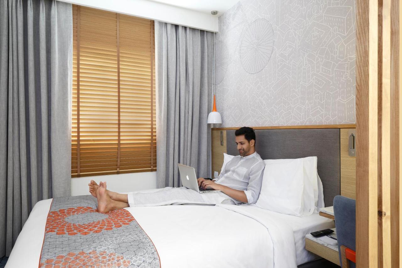 Holiday Inn Express Hyderabad Banjara Hills By Ihg Exterior photo